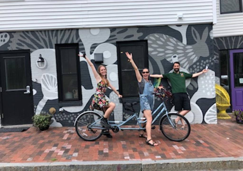 Work exchange in United States Housekeeping / Runner