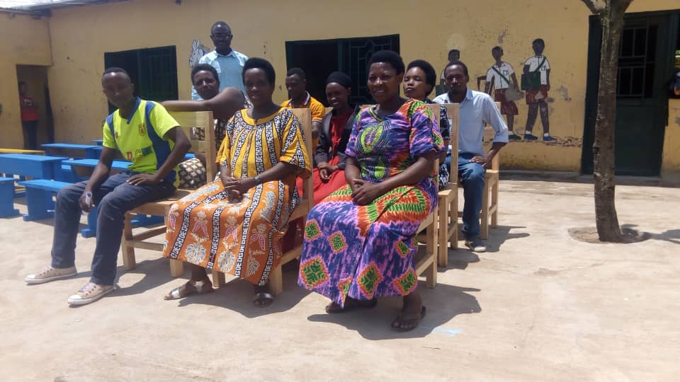 Impacto Social Ruanda Teaching kids English and the skills you ar...