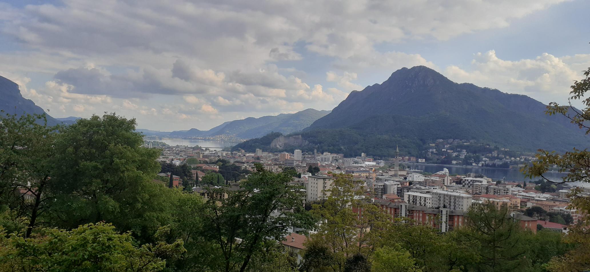 Work exchange in Italy: Enjoy a peaceful time in Lecco lake and he..., image size:2064x954