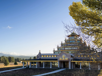 Position Details: 🌄🌟 Volunteer at a Buddhist Retreat Center Near the ...